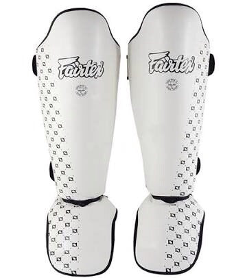 Tibiales Fairtex SP5